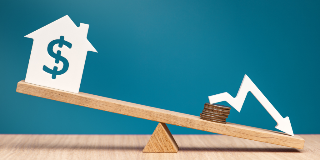 Scale with house with dollar sign on it on one end being weighed down by coins and a lowering arrow on the other to represent adjustable vs fixed mortgage rates